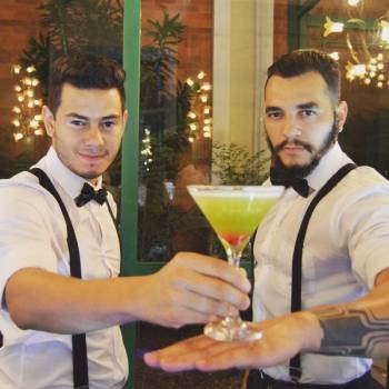 Bartender com Drinks na Vila Guilherme
